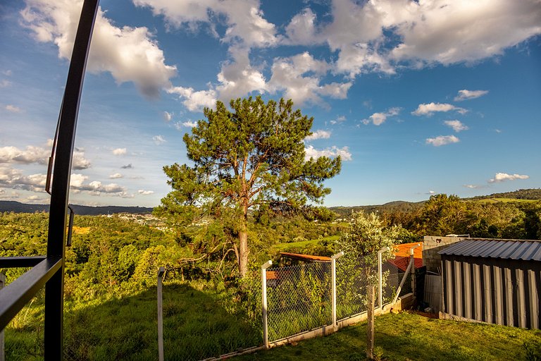 Container com ofurô e vista incrível para casal - Roteiro do