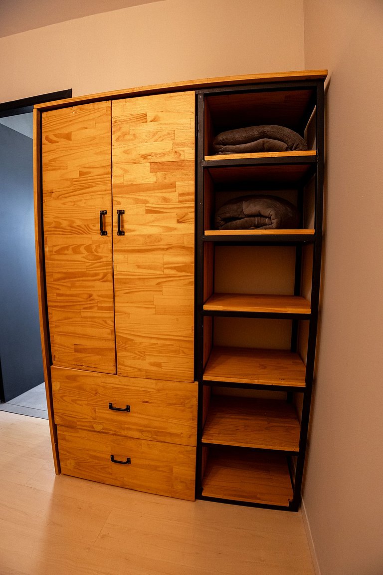 Container com ofurô e vista incrível para casal - Roteiro do