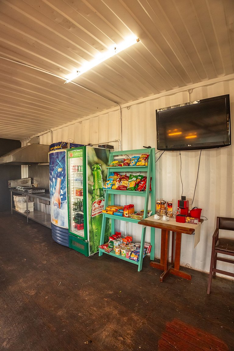 Container com ofurô e vista incrível para casal - Roteiro do